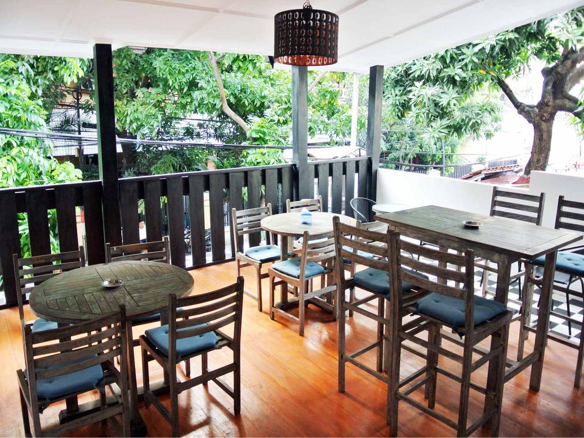 Tator Hotel Jakarta Exterior photo